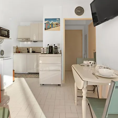 Apartment Studio Roches Brunes